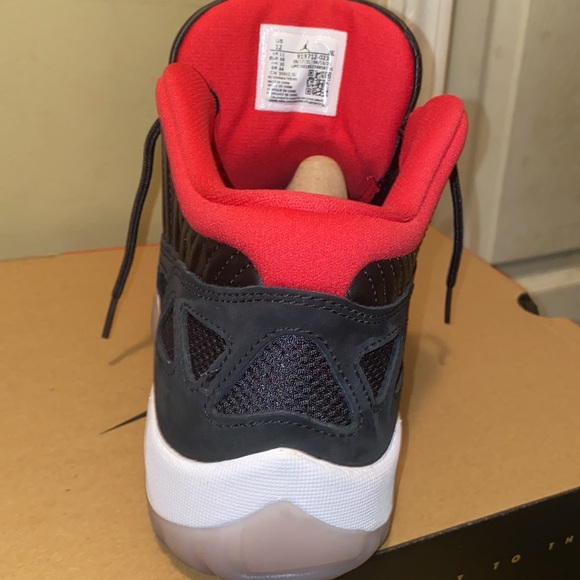 Jordan Retro 11 Low ie!  Bred